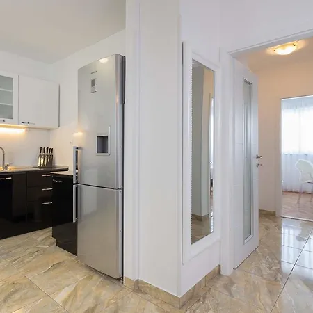 Charm Of Apartment *